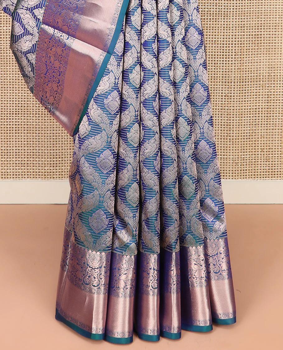 Blue Kanchipuram Wedding Silk Saree Graced with Ogee Jacquard Design, Complemented by Zari Border Featuring Thilakam Mokku, Kamalam, Manga, and Mayil Designs, Opulently Detailed Pallu of Annam Charkam Enclosed Checks, and Paired with a Matching Blouse - Image 4