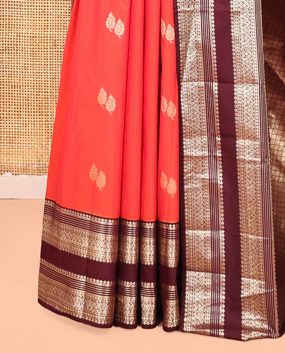 Orange-Brown Budget Silk Saree, Enriched with Leaf Zari Buttas, Contrast Rettai Pettu Traditional Zari Design Border, Grand Jaal Pallu, and Contrast Blouse - Image 5