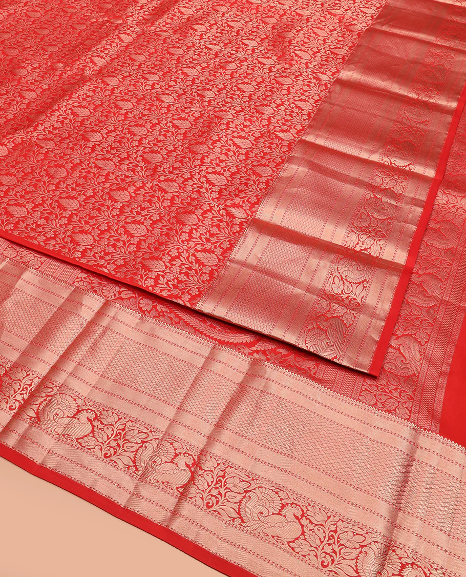 Red Kanchipuram Silk Saree Meticulously Designed with Floral Jaal Jacquard Design, Highlighted by Zari Border of Thilakam, Mayil Kann, Neli, and Mayil Designs, Gracefully Embellished Pallu, and Paired with a Matching Blouse - Image 3
