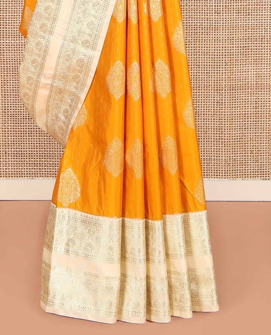 Yellow Budget Silk Saree, Steeped in the Richness of Zari Buttas All Over Its Body, Complemented by Contrast Varisai Pettu Traditional Zari Design Border, an Intricately Designed Pallu, and Paired with a Contrast Blouse - Image 5